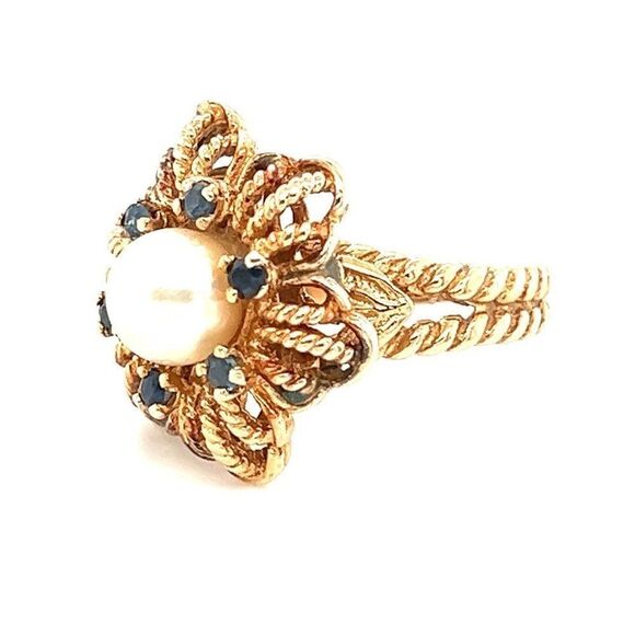10k Vintage Flower Shaped Pearl Surrounded With Blue Sapphires Ring - Picture 5 of 13